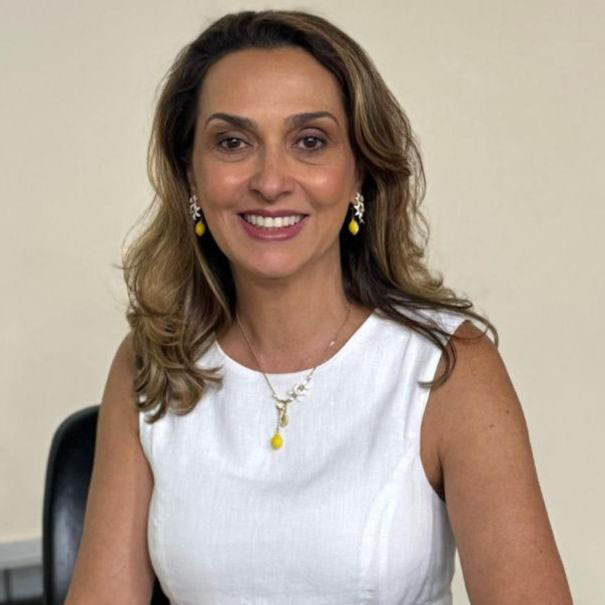Fábia de Sá Almeida